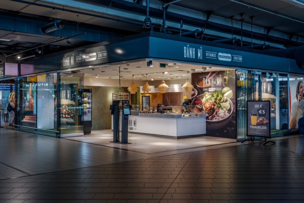 Banh mi case - Pop-up airport restaurant concept - Next Level Concepts